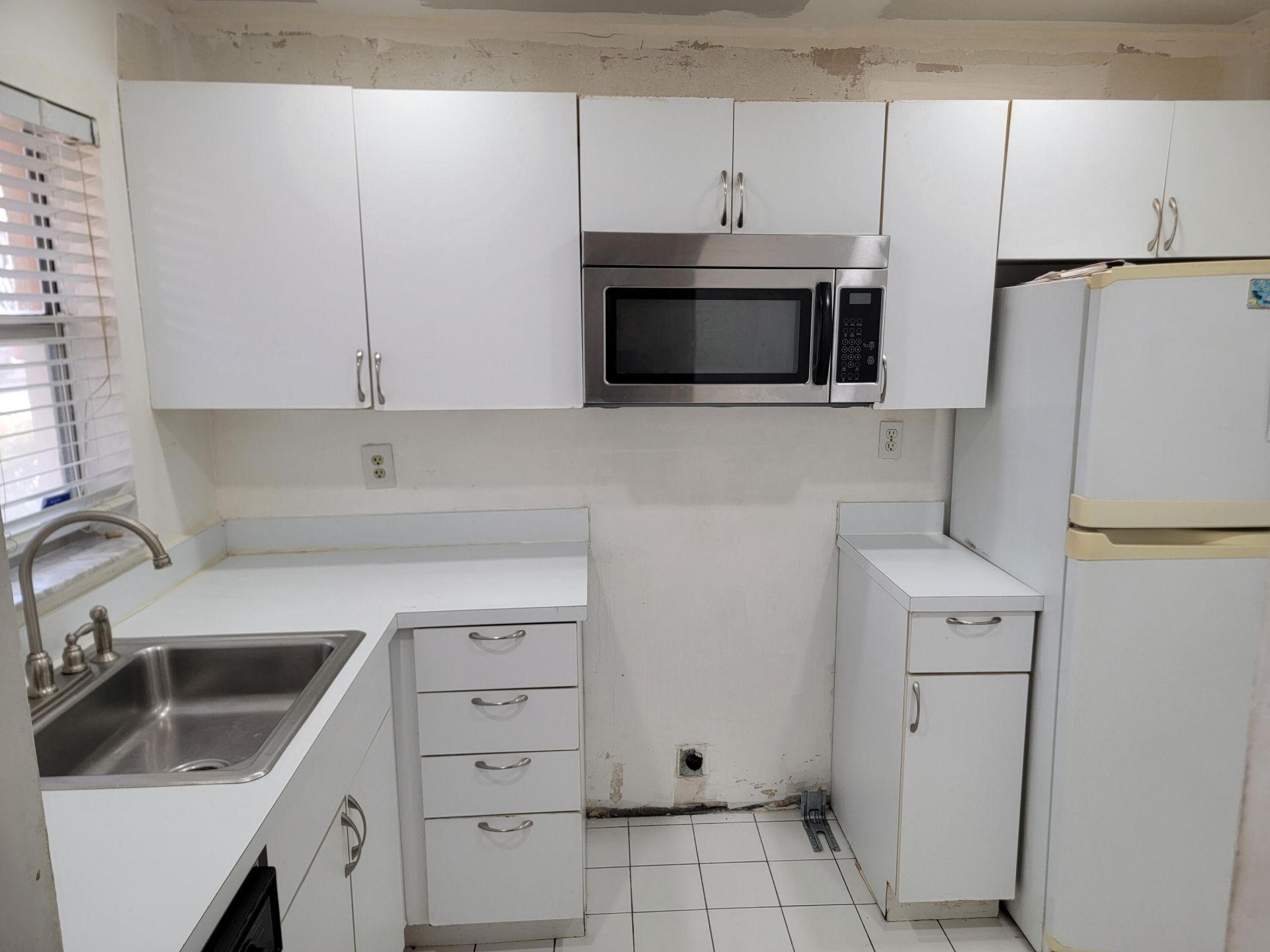 8950 Sunrise Lakes Boulevard, Unit 112, Sunrise, FL 33322 Photo