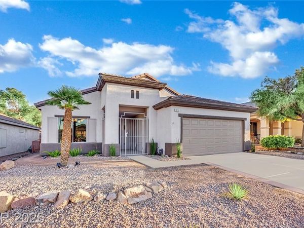 1851 Cypress Greens Avenue, Henderson, NV 89012