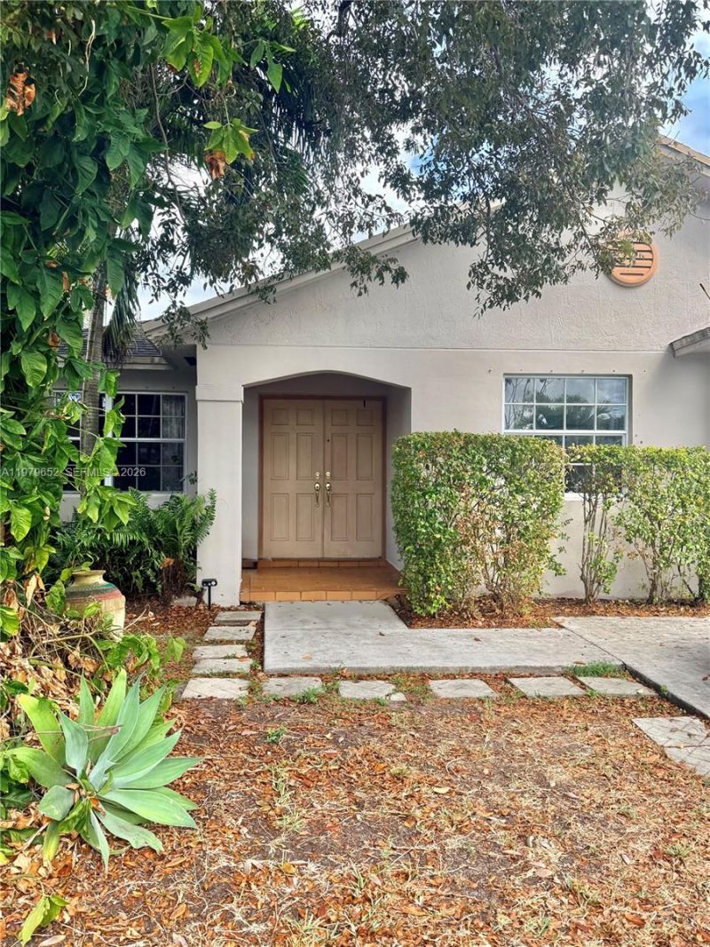 17991 SW 136th Ave , Miami, FL 33177 Photo