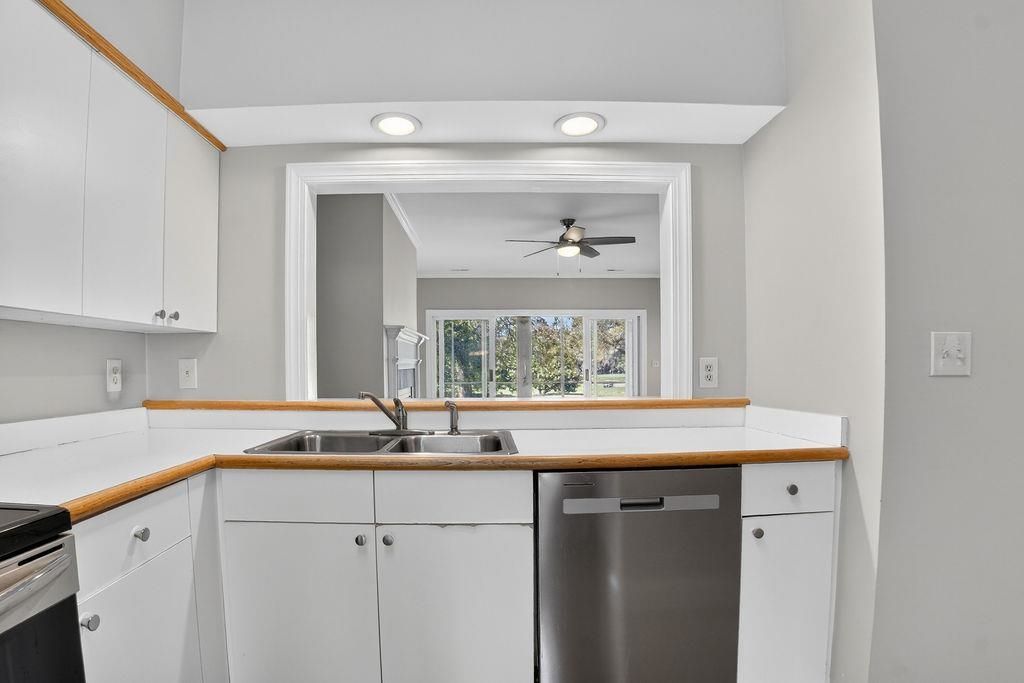 333 Golden Bear Dr. Photo 11