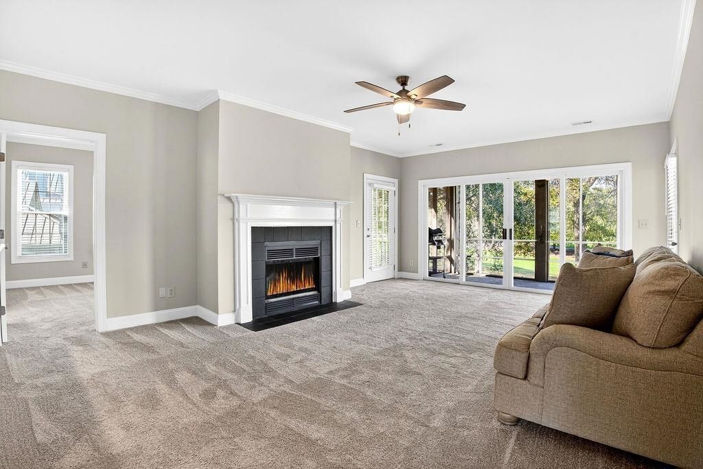 333 Golden Bear Dr. Photo 7