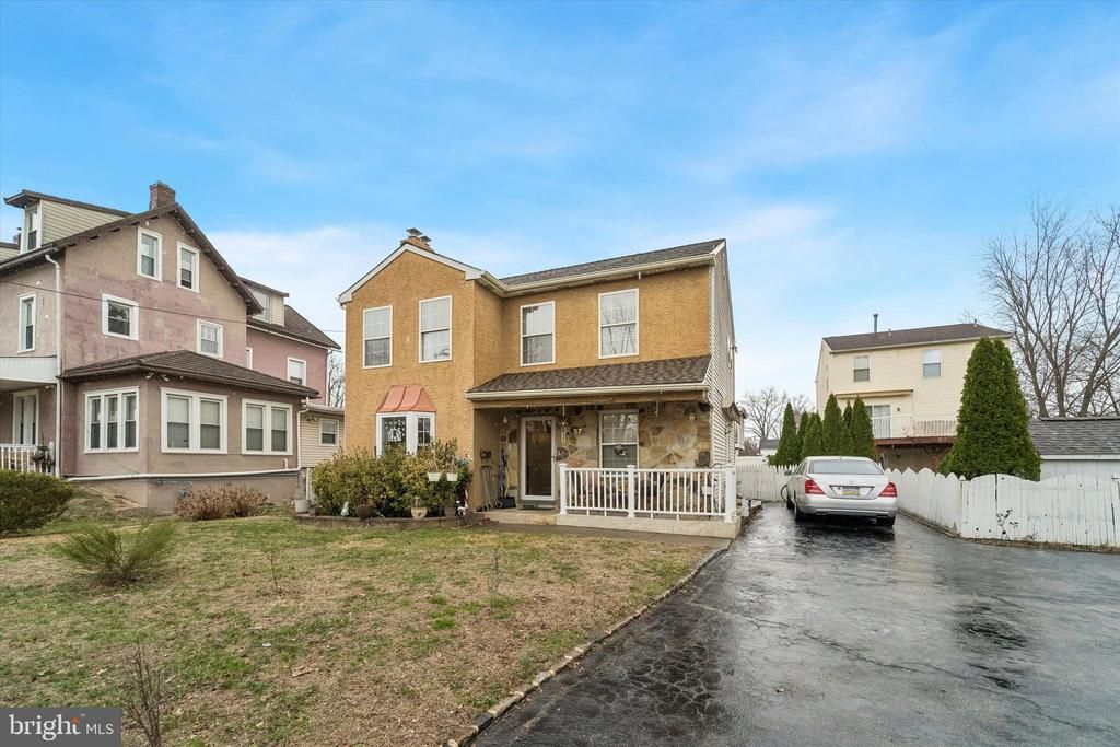 57 S OAK AVENUE, ALDAN, PA 19018