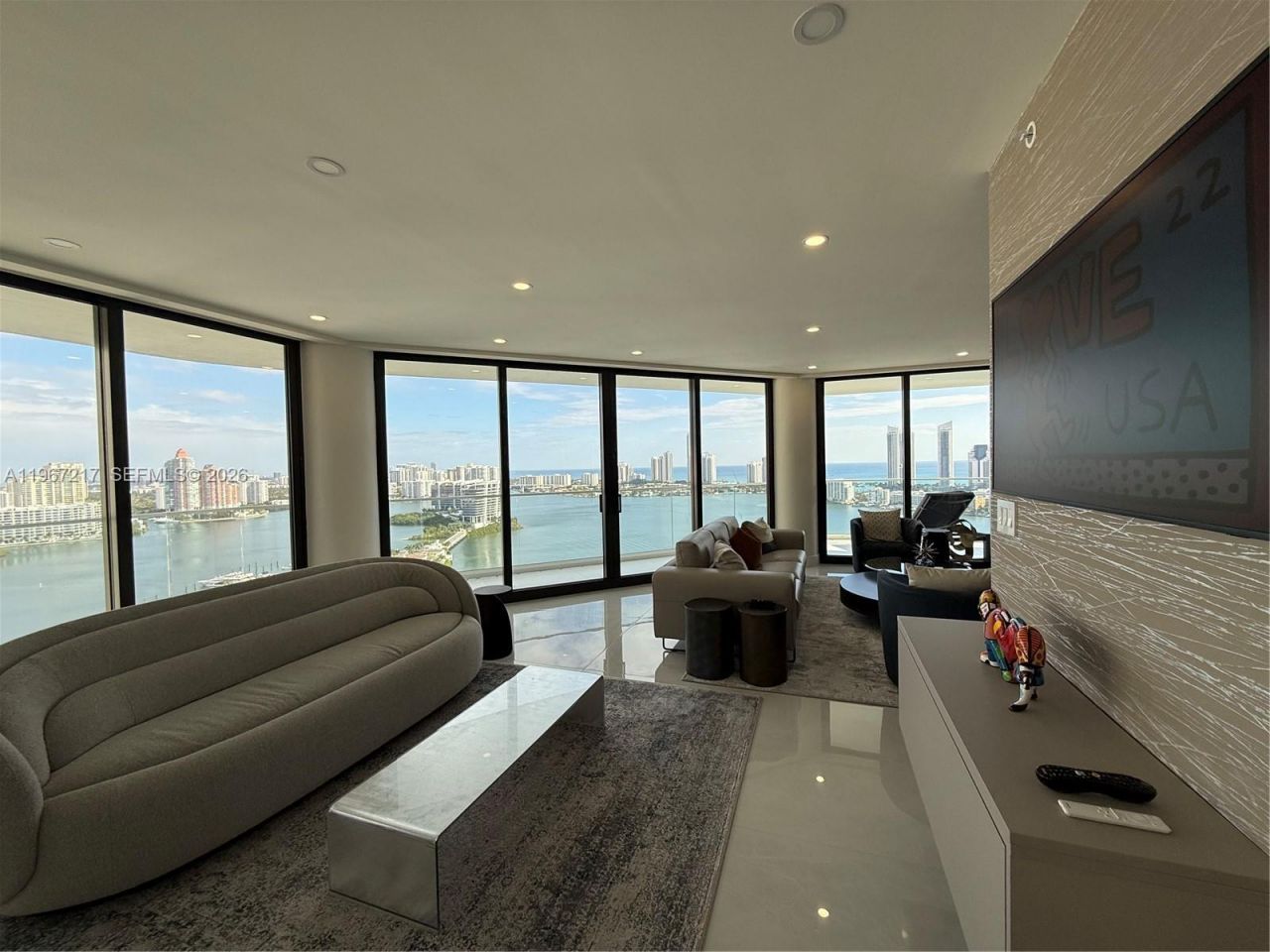 2800 Island Blvd, Unit 2804, Aventura, FL 33160 Photo