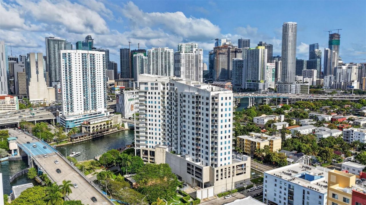10 SW South River Dr, Unit 708, Miami, FL 33130 Photo