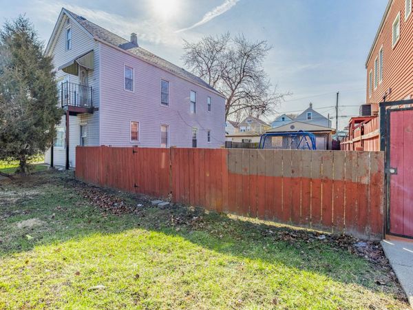 5238 S Francisco Avenue , Chicago, IL 60632