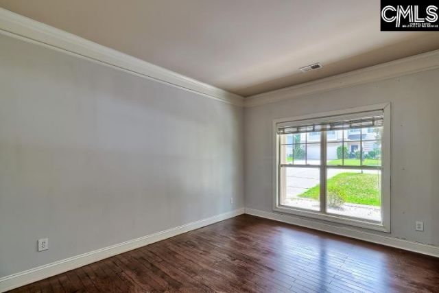 165 Montauk Drive  Photo 7