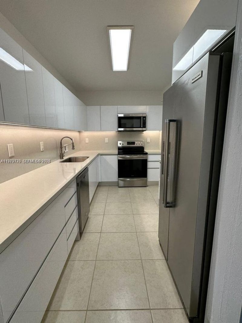 10185 Collins Ave , Unit 1103, Bal Harbour, FL 33154 Photo