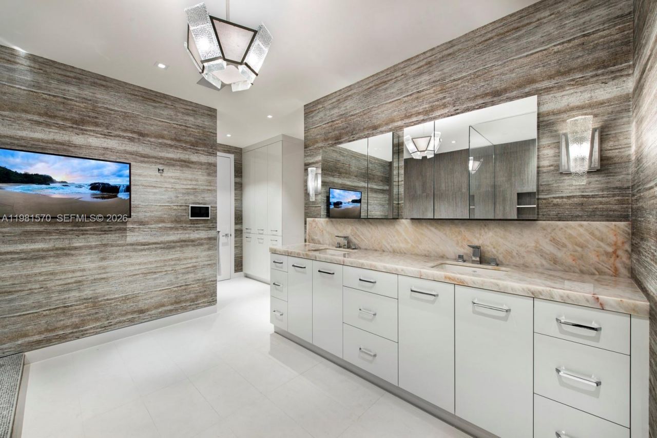 9705 Collins Ave , Unit 1701N / 17, Bal Harbour, FL 33154 Photo