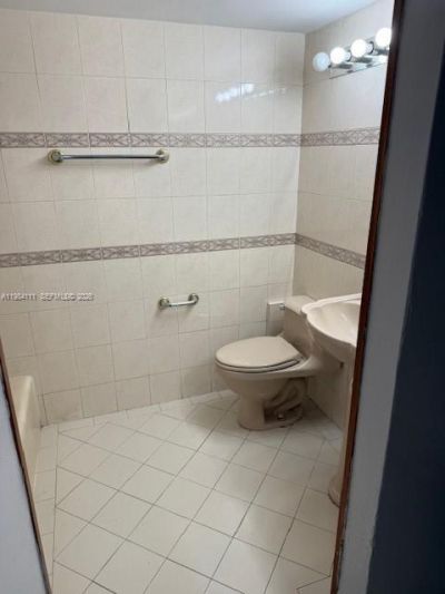 8315 SW 72nd Ave , Unit 104B, Miami, FL 33143 Photo