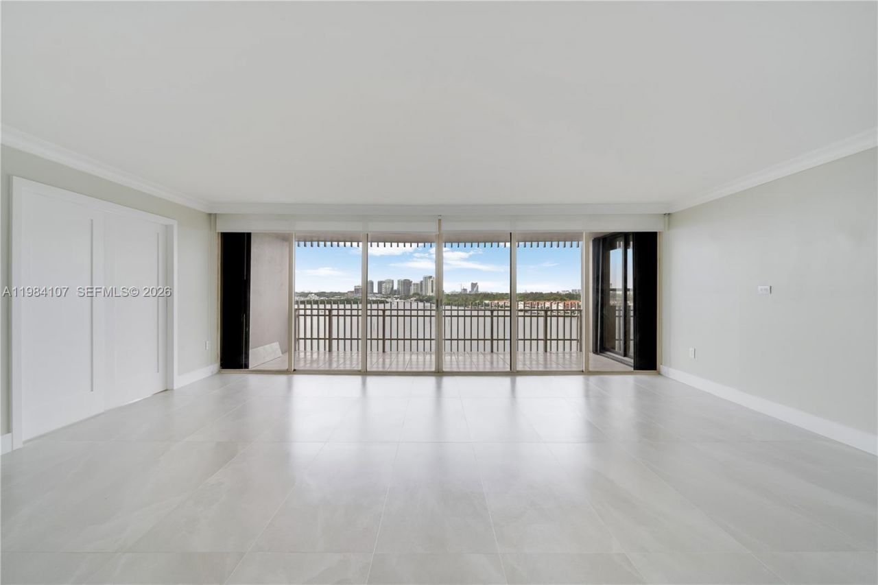 1 Grove Isle Dr , Unit A904, Miami, FL 33133 Photo