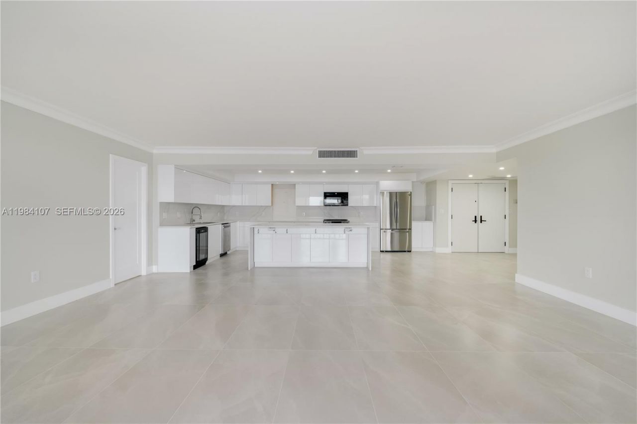 1 Grove Isle Dr , Unit A904, Miami, FL 33133 Photo