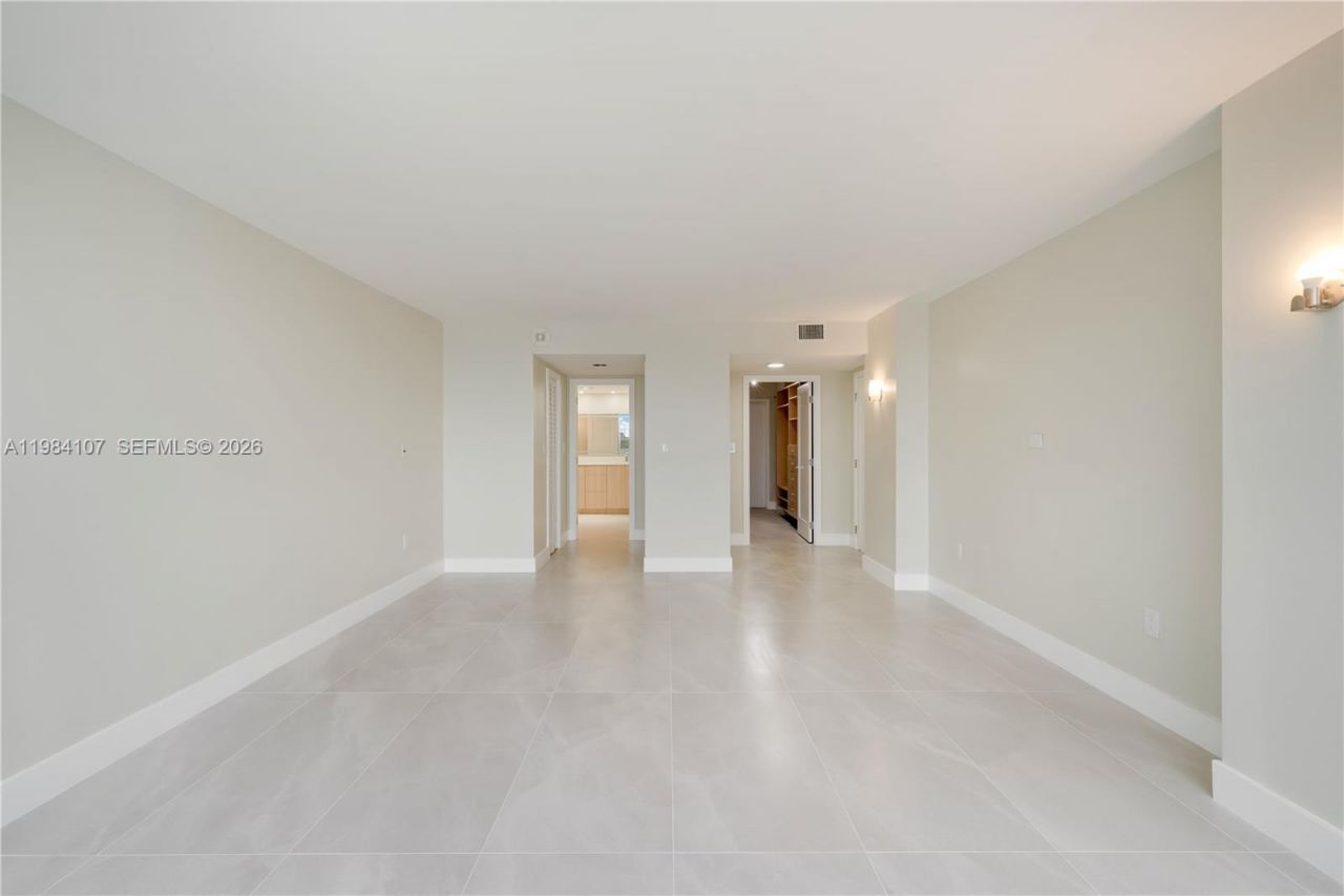 1 Grove Isle Dr , Unit A904, Miami, FL 33133 Photo