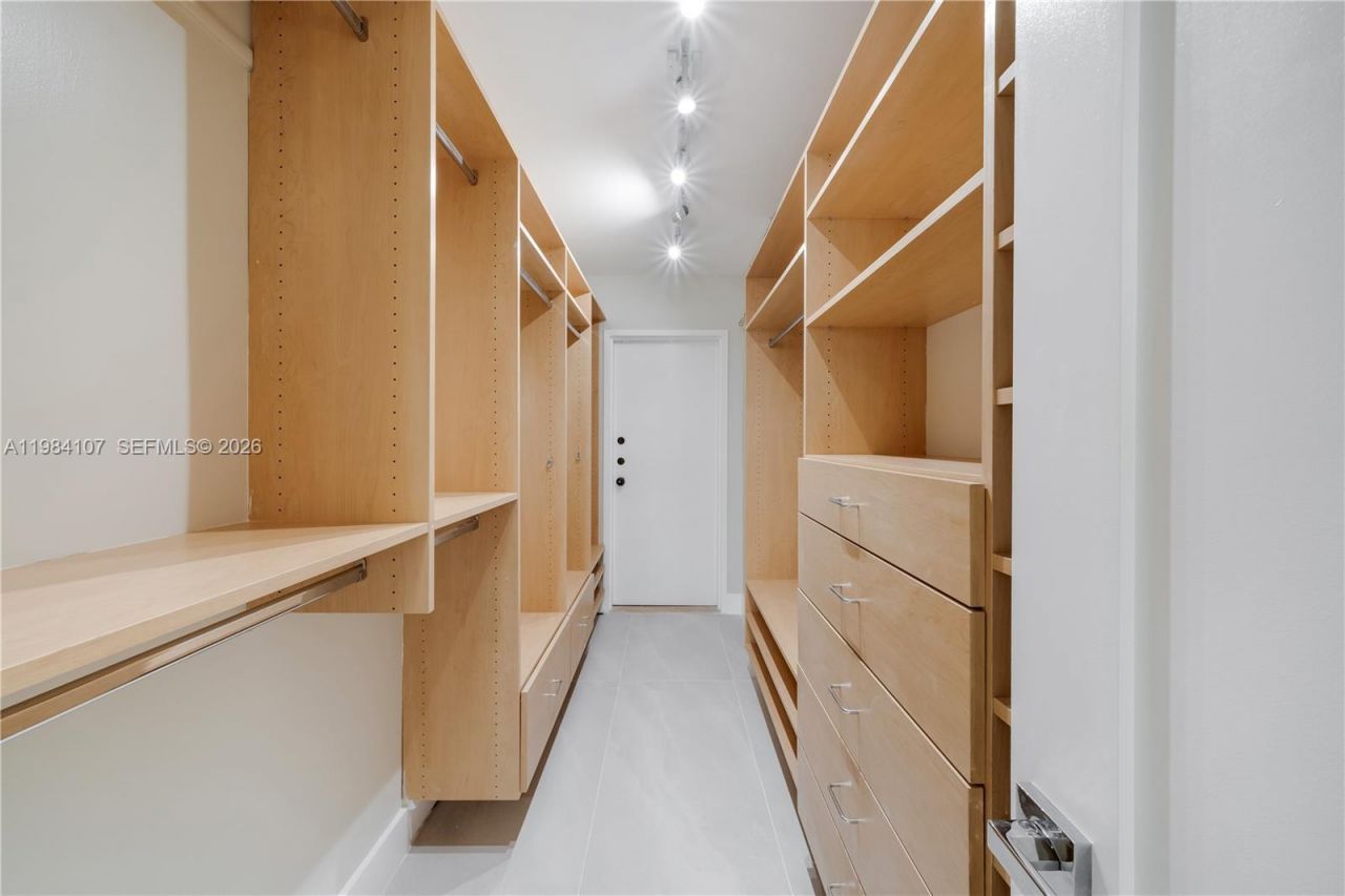 1 Grove Isle Dr , Unit A904, Miami, FL 33133 Photo