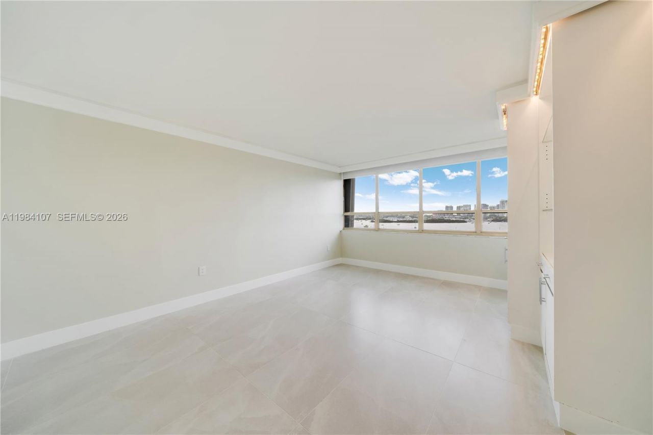 1 Grove Isle Dr , Unit A904, Miami, FL 33133 Photo