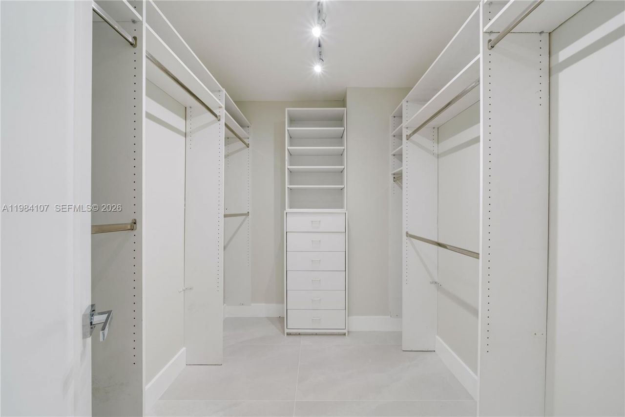 1 Grove Isle Dr , Unit A904, Miami, FL 33133 Photo