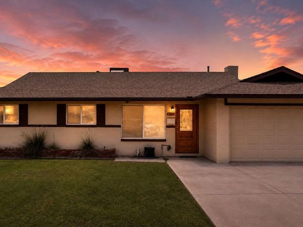 409 E HERMOSA Circle, Tempe, AZ 85282