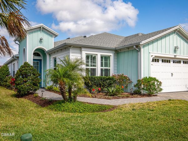 227 Coral Reef Way, Daytona Beach, FL 32124