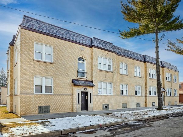 5703 W Seminole Street , Unit GW, Chicago, IL 60646