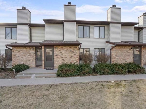 1210 Mormon Trek Blvd, Iowa City, IA 52246