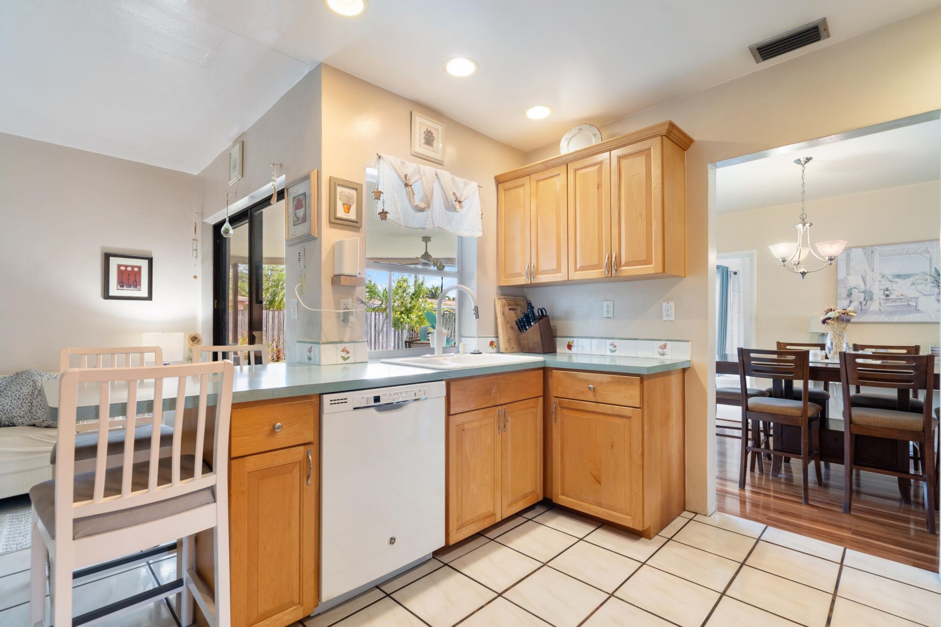 1534 NW 65th Terrace, Margate, FL 33063 Photo