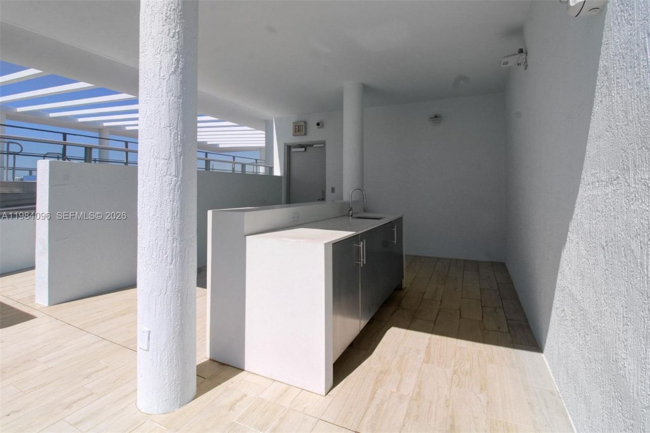 1600 SW 1st Ave , Unit 713, Miami, FL 33129 Photo