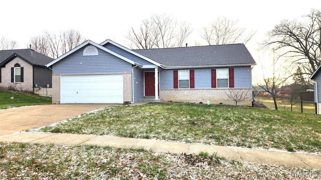 2060 Peine Forest Drive , Wentzville, MO 63385 Main Photo