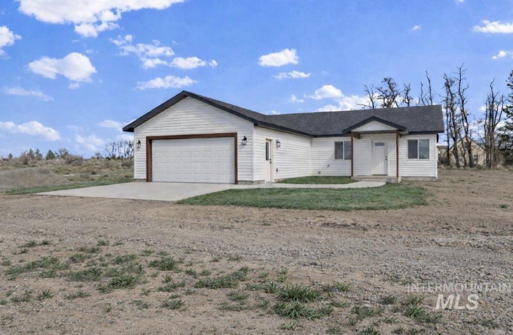 1824 E 1800 S, Unit Lot 1 Bloc, Gooding, ID 83330 Main Photo