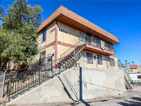 1404 E Mesquite Avenue, Unit 8, Las Vegas, NV 89101