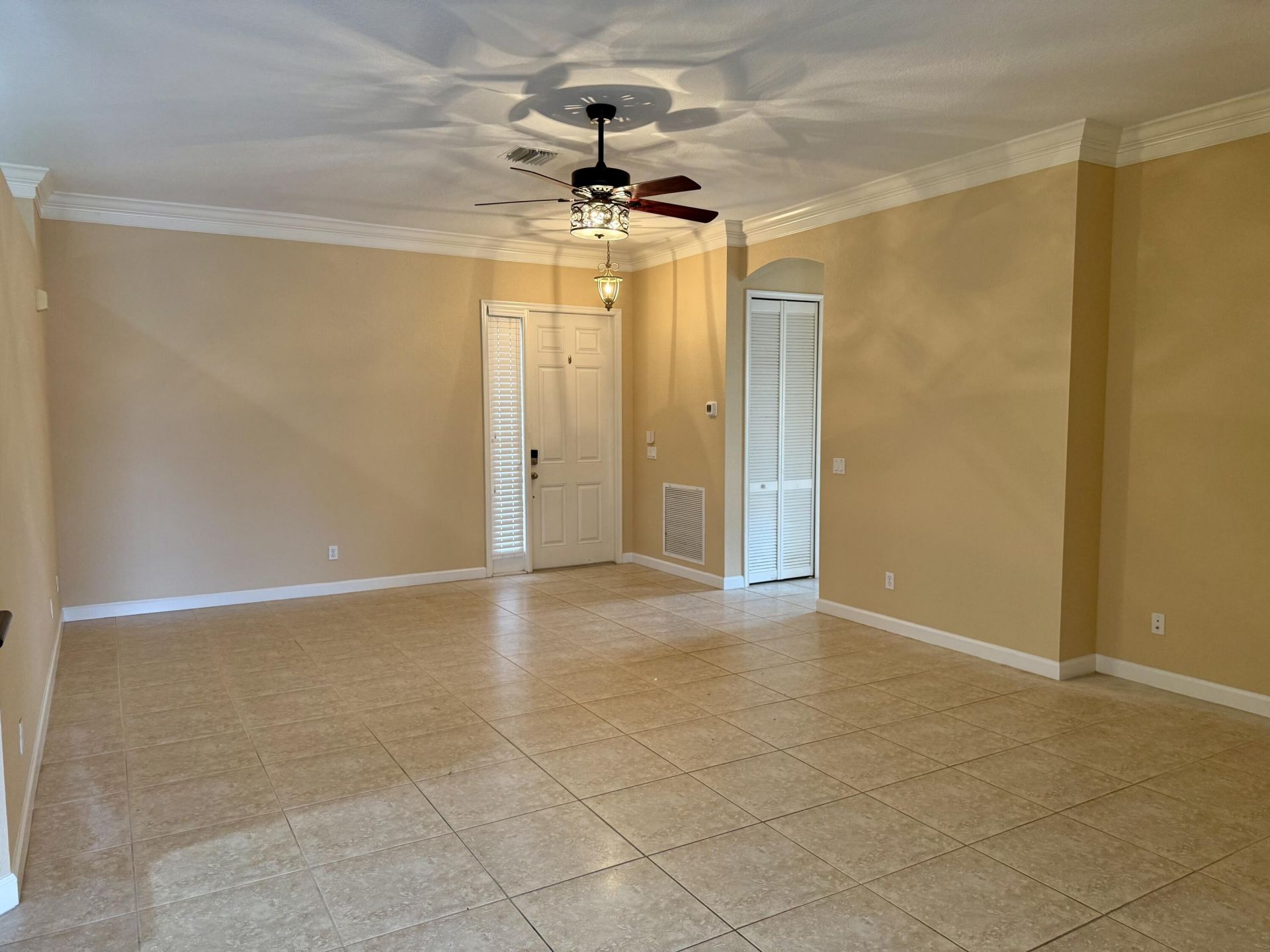 335 NW Sheffield Circle, Port Saint Lucie, FL 34983 Photo