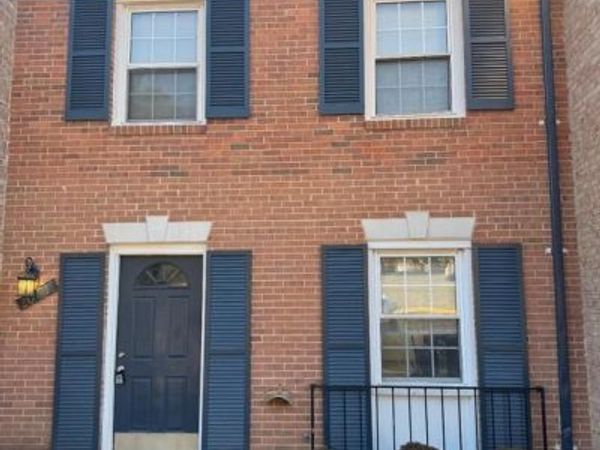 2070 MAYFLOWER DRIVE , WOODBRIDGE, VA 22192