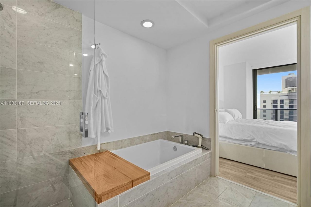 801 S Miami Ave, Unit 4509, Miami, FL 33130 Photo