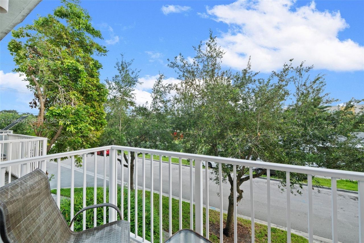 Please Call For Address, Unit 209, Miami, FL 33180 Photo