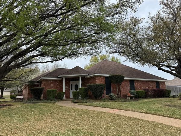 9502 Hidden Meadow Drive , Waco, TX 76712