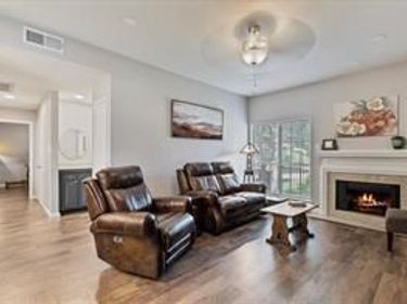 8601 Park Lane, Unit 323, Dallas, TX 75231