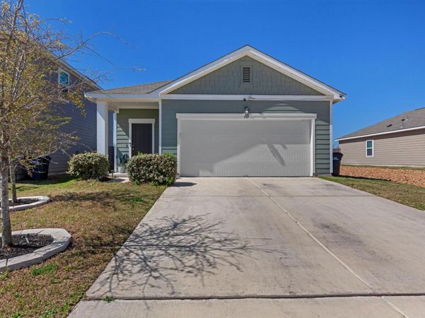 509 Red Fish LN, Hutto, TX 78634