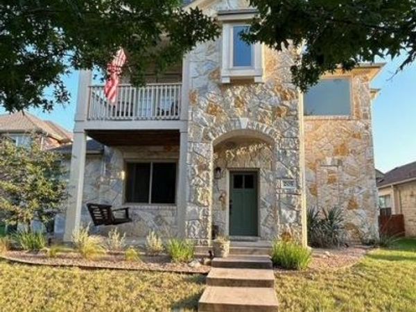 205 Sycamore ST, Georgetown, TX 78633