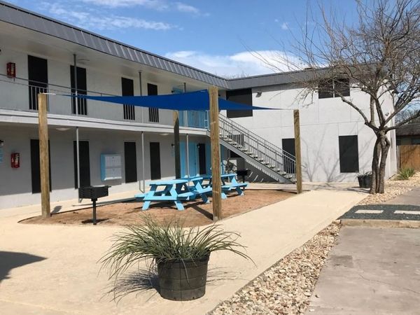 7304 Twin Crest DR, Unit 203, Austin, TX 78752