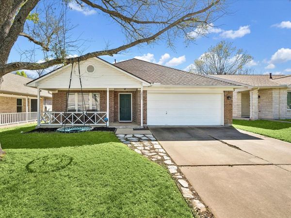 2011 Harvest Moon DR, Cedar Park, TX 78613