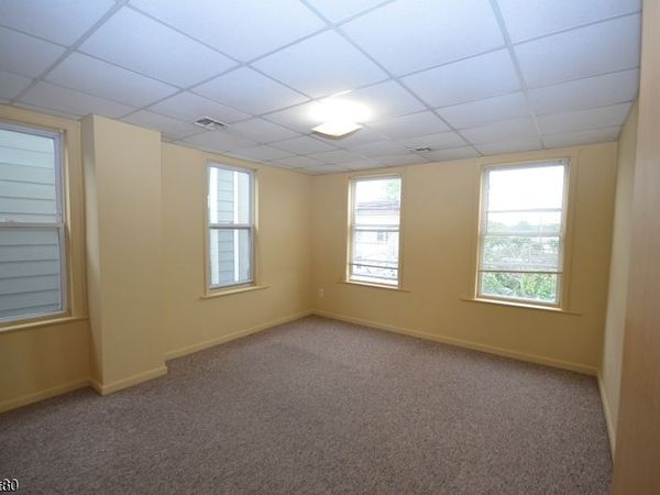 101 Center St, Unit 4, Garwood, NJ 07027