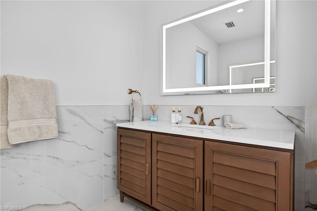1272 Par View Dr, Sanibel, FL 33957 Photo