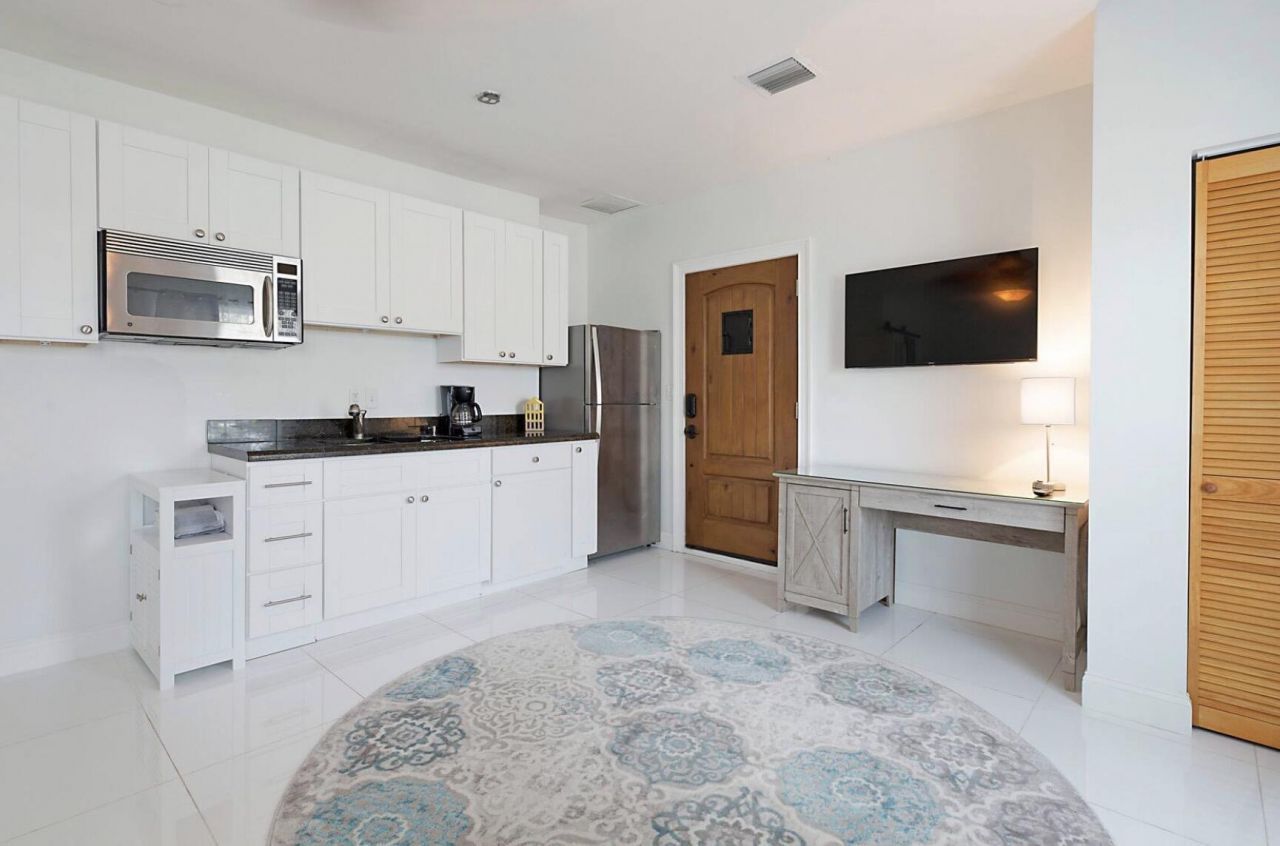 2740 SE 1st Court, Pompano Beach, FL 33062 Photo