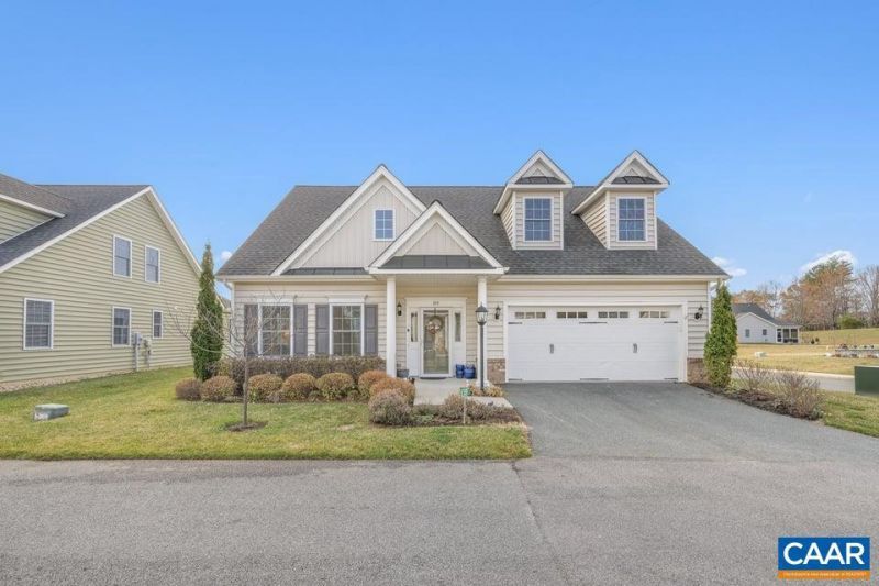 89 Crape Myrtle Dr, Palmyra, VA 22963 Main Photo