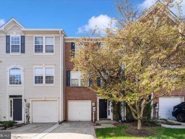 7704 ENGLISH OAK CIRCLE, Unit 10, ELKRIDGE, MD 21075