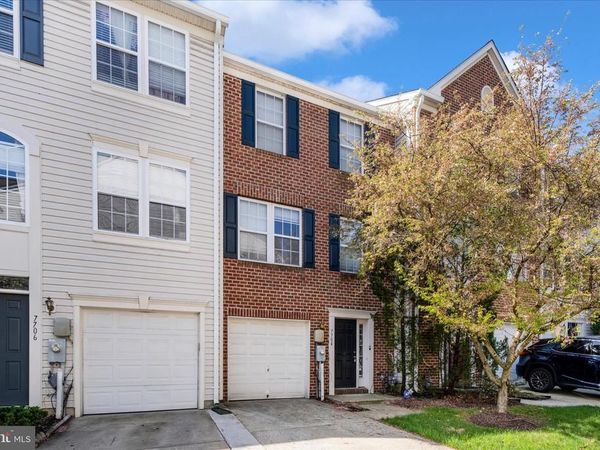 7704 ENGLISH OAK CIRCLE, Unit 10, ELKRIDGE, MD 21075