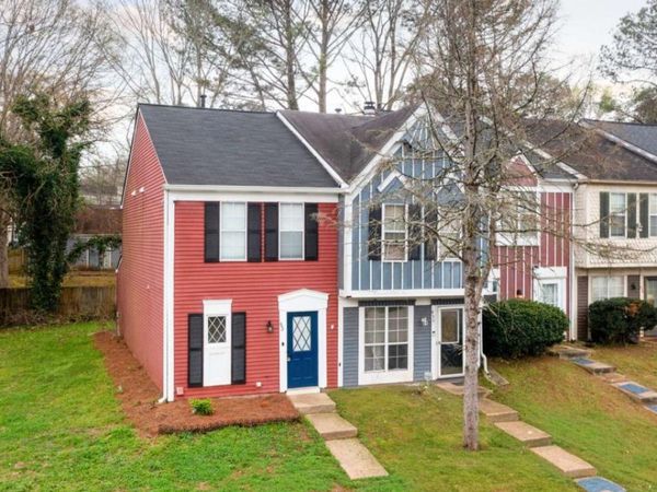 448 Prince Of Wales, Stone Mountain, GA 30083