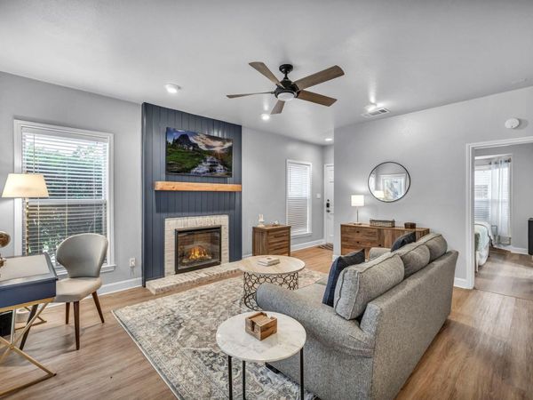 5 Tournament WAY, Unit 1, The Hills, TX 78738