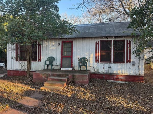 1017 Dailey ST, San Marcos, TX 78666