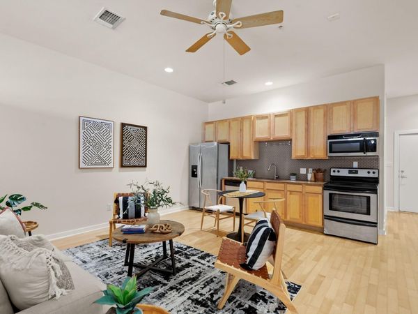 2931 E 12th ST, Unit 201, Austin, TX 78702