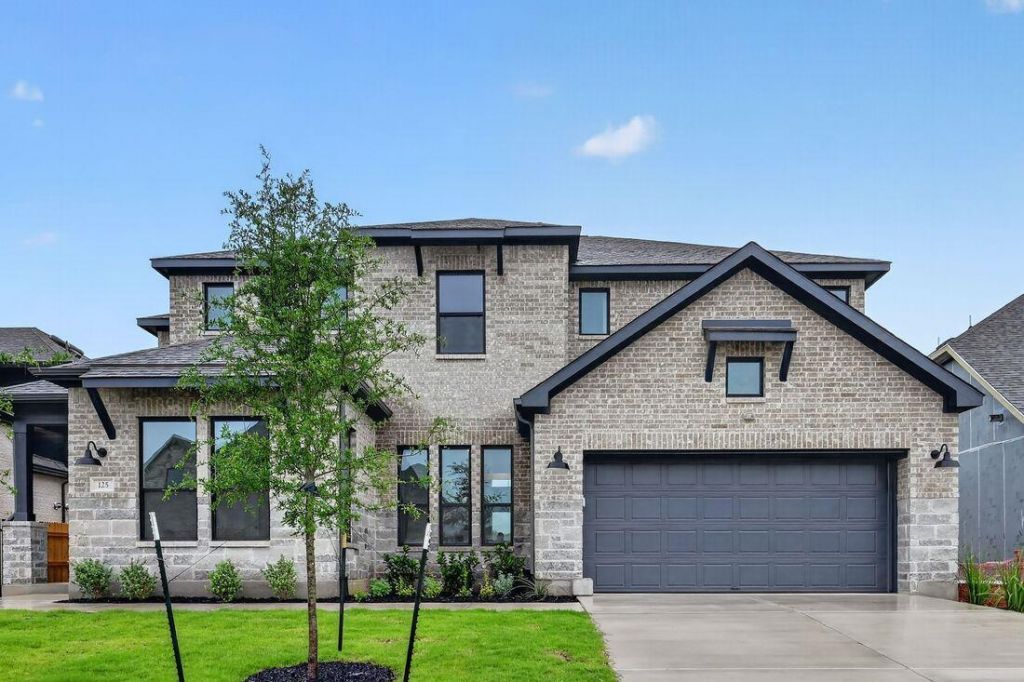125 Las Posas Dr, Liberty Hill, TX 78642 Main Photo