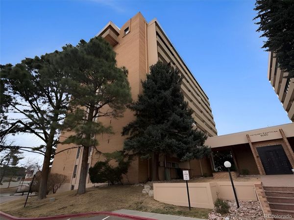 8060 E Girard Avenue, Unit 813, Denver, CO 80231